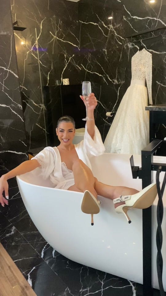 Post 5 by Sara Lam | Event Planner on TikTok (video)