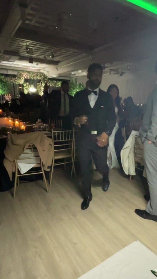 Post 9 by 🇨🇦Live Wedding Painter on TikTok (video)