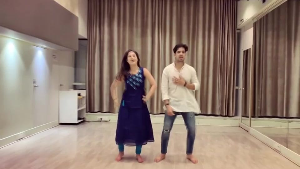 Post 9 by aka_naach on TikTok (video)
