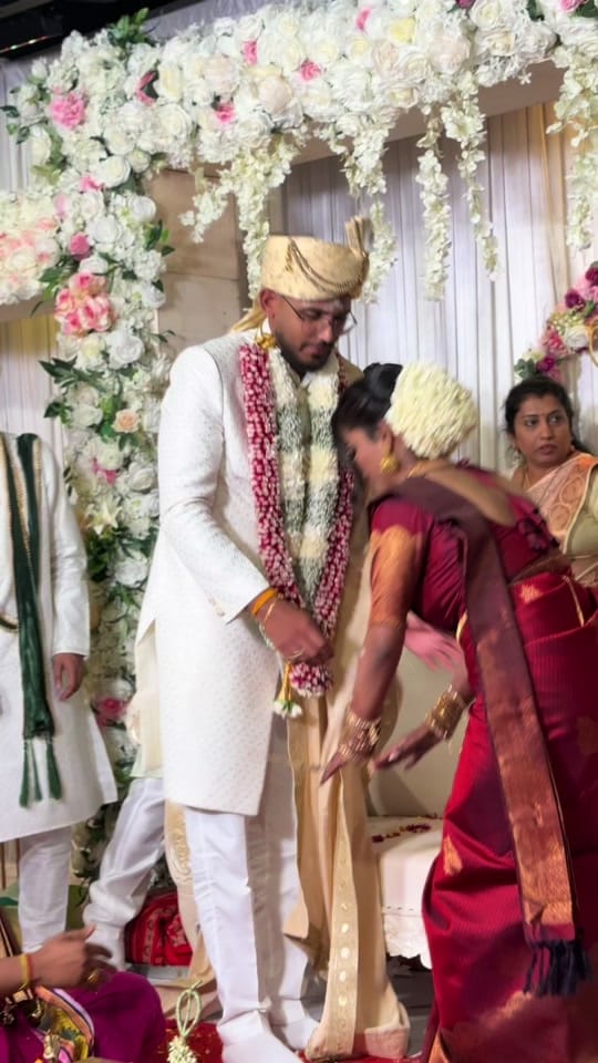 Post 8 by Shivi Collections on TikTok (video)