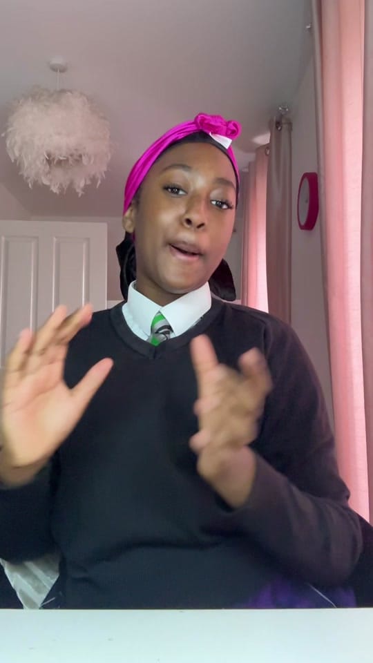 Post 1 by Kim, Soraya & Cianna on TikTok (video)