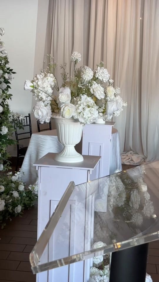 Post 1 by Mint |Toronto Wedding + Events on TikTok (video)