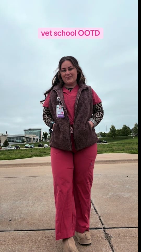 Post 3 by lizzy may | vet student ⚕️🎀🐾 on TikTok (video)