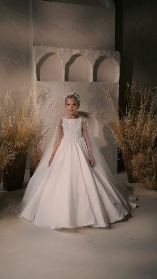 Post 8 by Crystal and Pearl Boutique on TikTok (video)