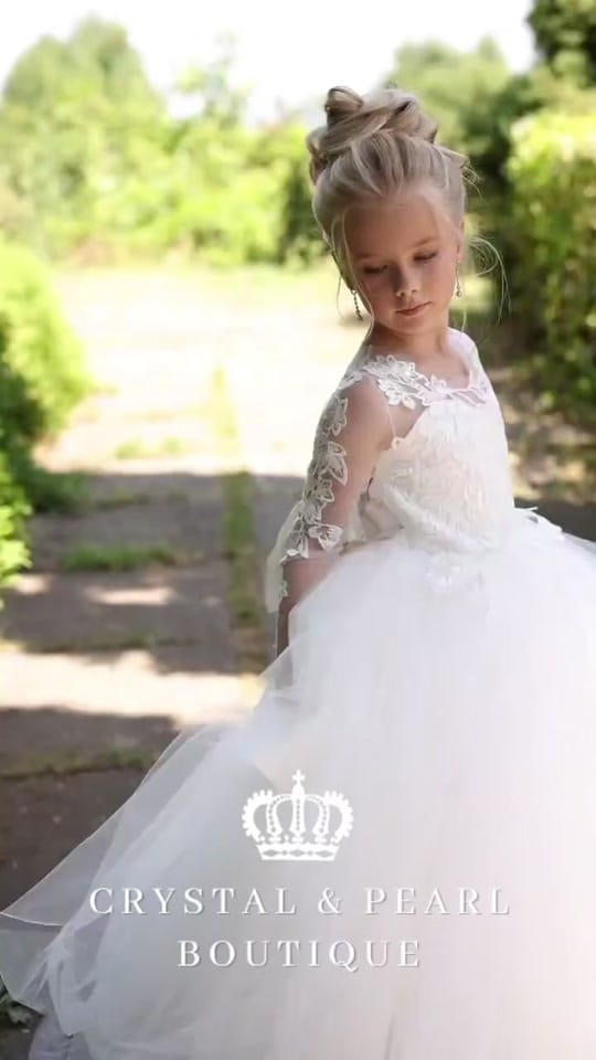 Post 10 by Crystal and Pearl Boutique on TikTok (video)