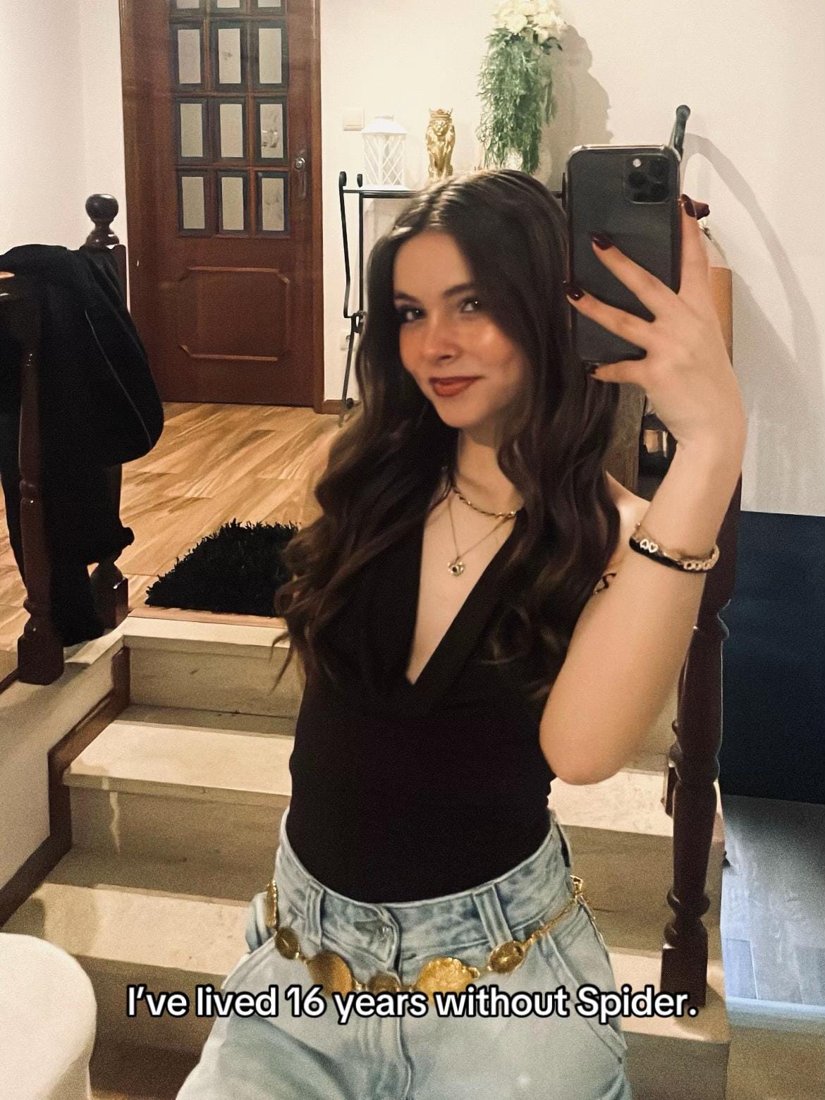 Post 1 by lara on TikTok (video)