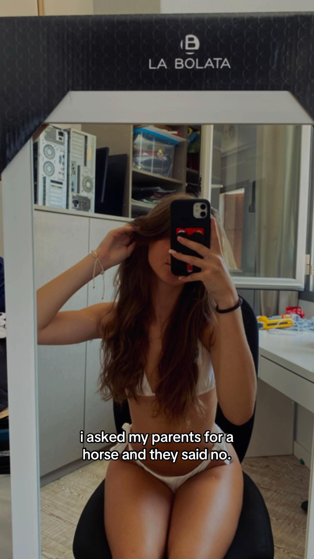 Post 6 by lara on TikTok (video)