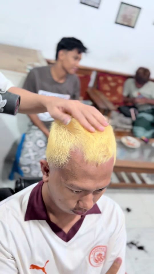 Post 4 by Vancouver’s_barbershop on TikTok (video)