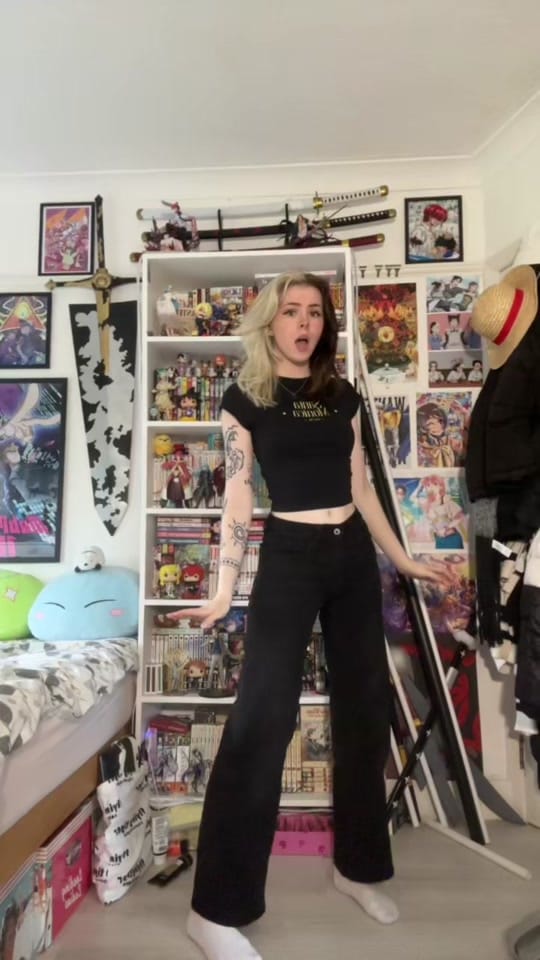 Post 2 by Paris 🕺 on TikTok (video)