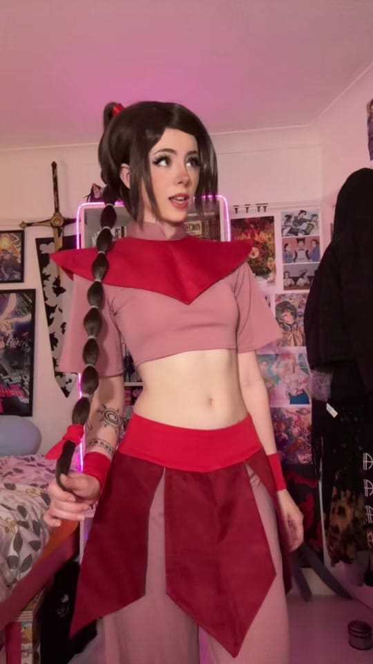 Post 5 by Paris 🕺 on TikTok (video)