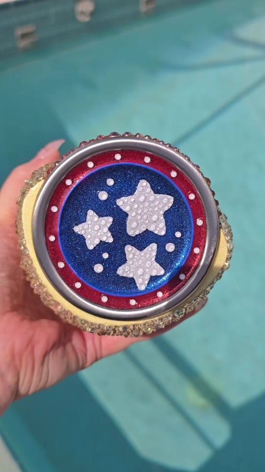 Post 8 by Adrienne Lee on TikTok (video)