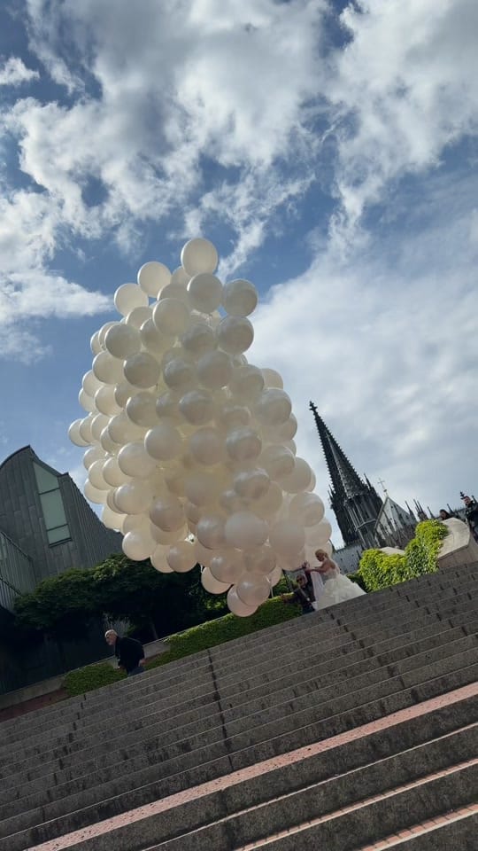 Post 6 by oballoons_ldn london balloons on TikTok (video)