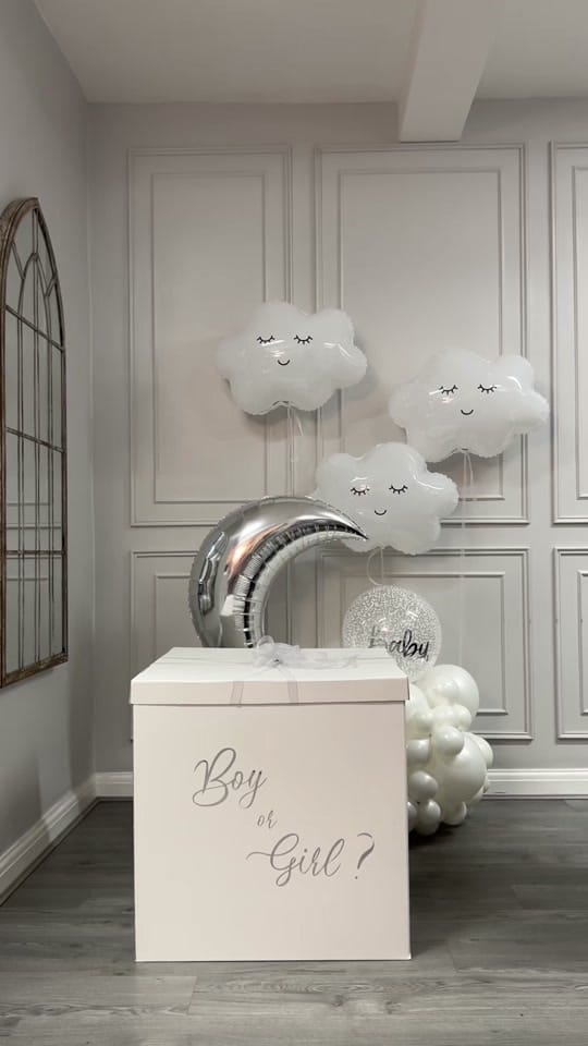 Post 10 by oballoons_ldn london balloons on TikTok (video)
