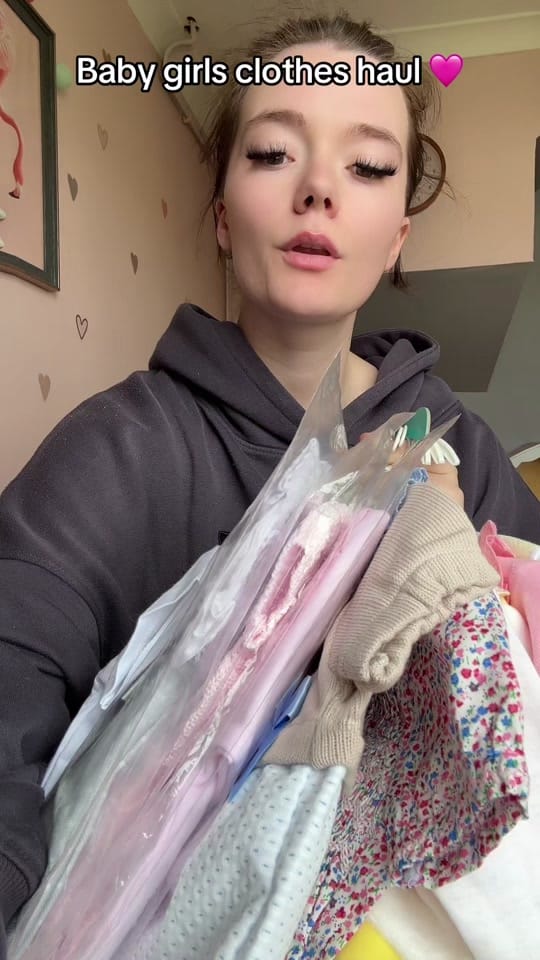 Post 2 by Annaliseelanee🦋 on TikTok (video)