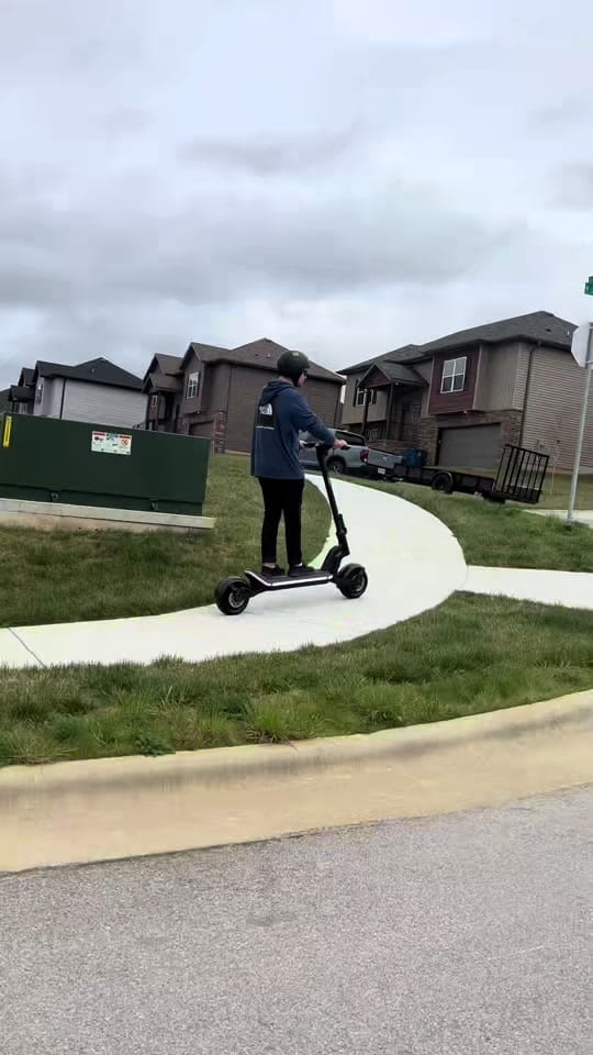 Post 9 by Apollo Scooters on TikTok (video)