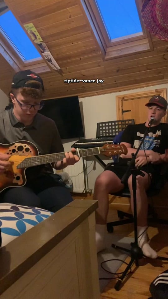 Post 3 by Paul n Ruairi on TikTok (video)