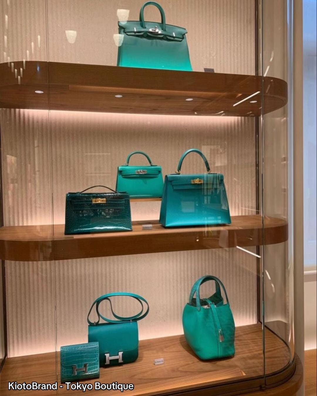 Post 9 by HERMÈS on TikTok (video)