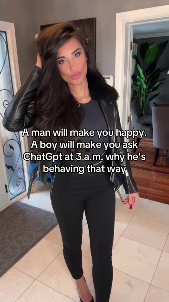 Post 2 by Tin_fit on TikTok (video)