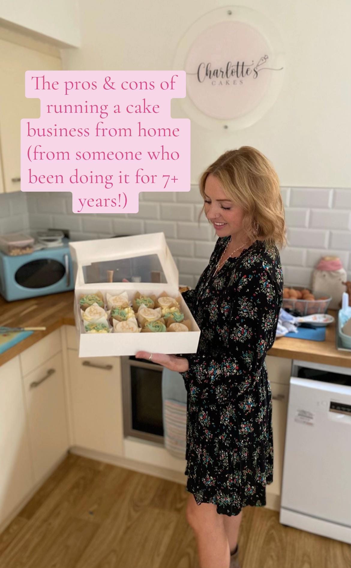 Post 5 by Charlotte’s Cakes on TikTok (video)