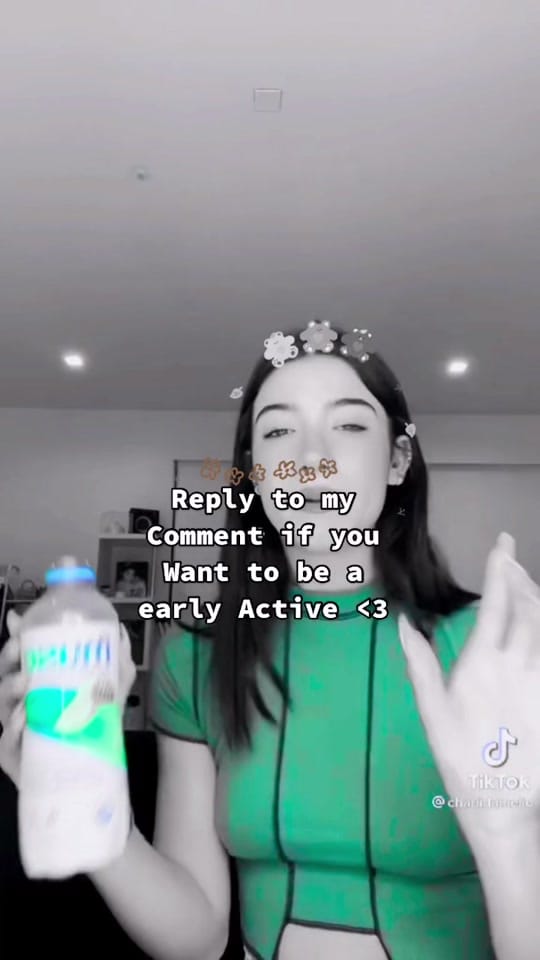 Post 6 by charlidamelio🤍😏 on TikTok (video)