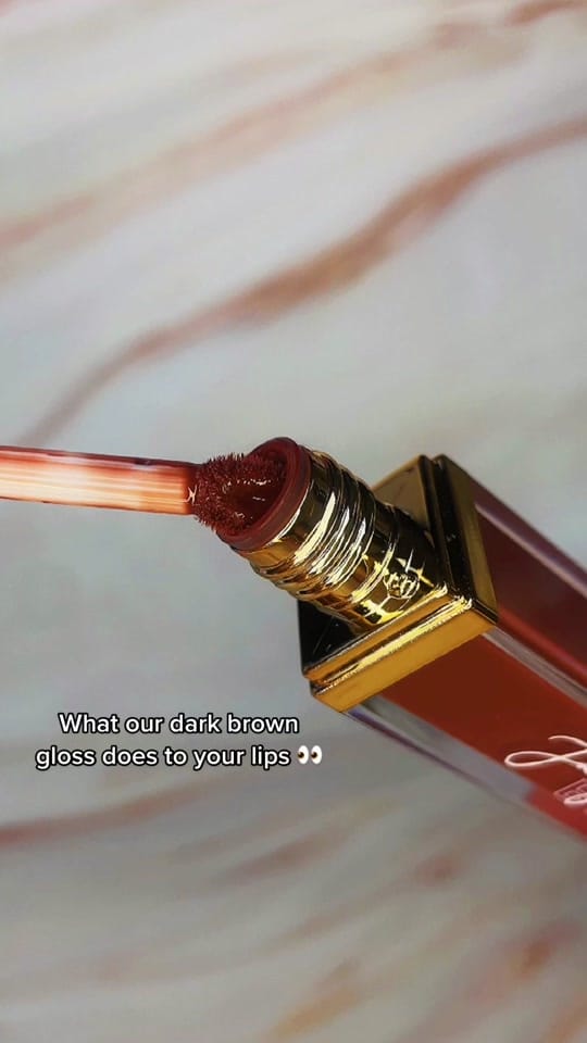 Post 1 by JuicyKCosmetics on TikTok (video)