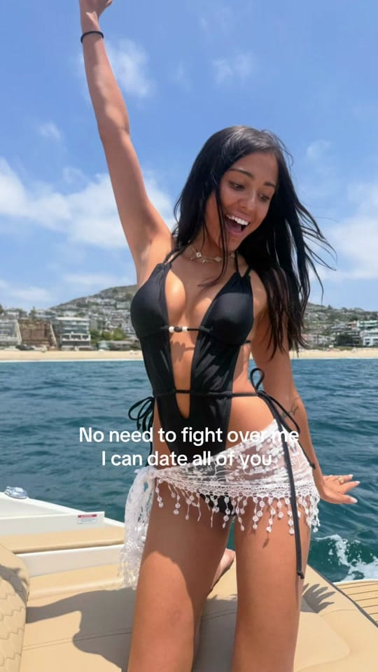 Post 5 by bellakutzner on TikTok (video)