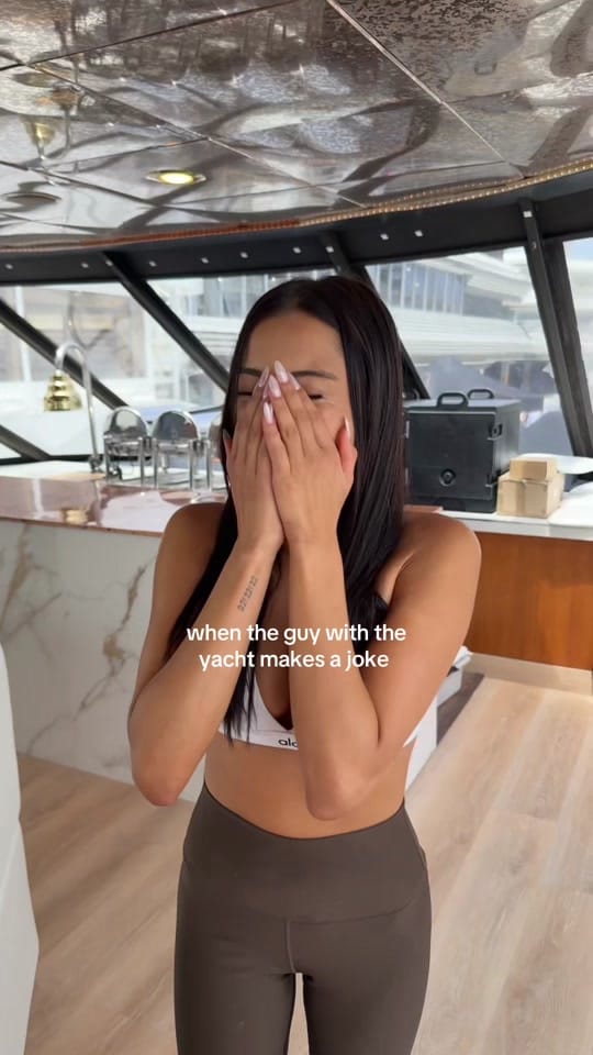 Post 6 by bellakutzner on TikTok (video)