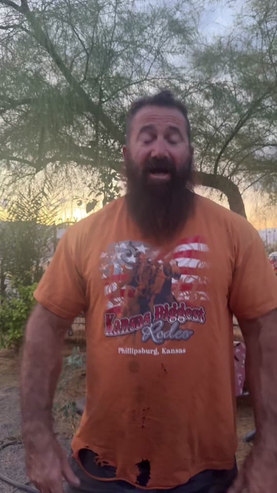 Post 6 by Gladius The Show on TikTok (video)