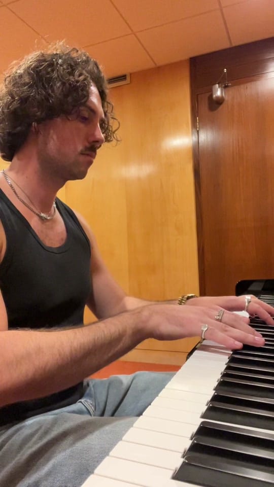 Post 9 by J Casa on TikTok (video)
