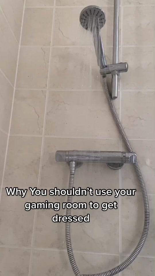 Post 7 by gaming.synths on TikTok (video)