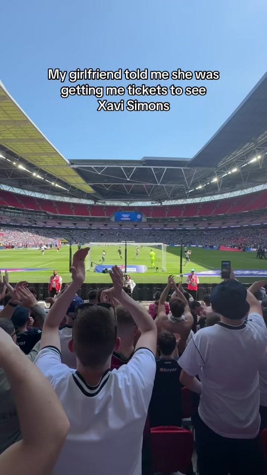 Post 6 by notmaxp💫 on TikTok (video)