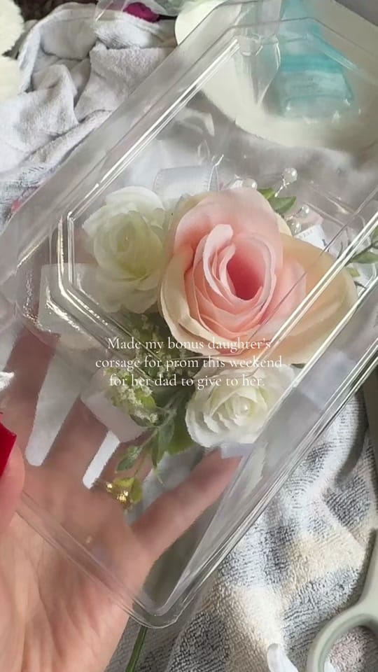 Post 2 by Jazmingphoto on TikTok (video)