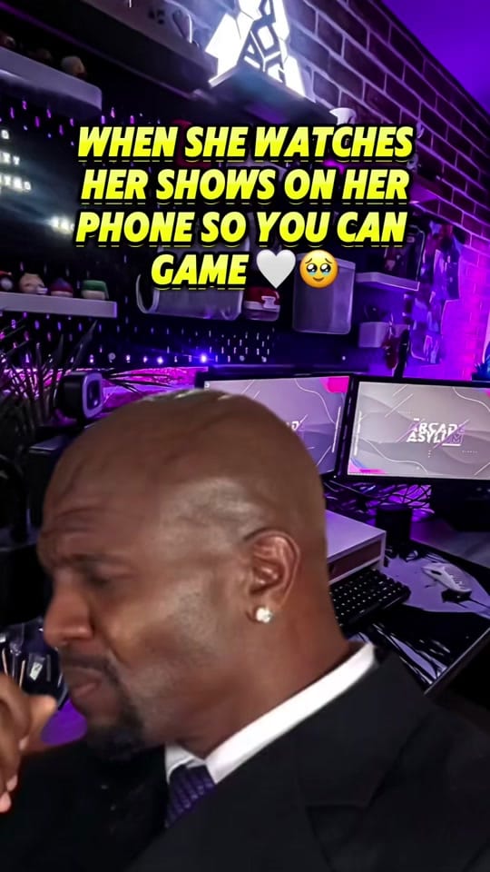 Post 4 by 8Bit | Gaming and Tech on TikTok (video)