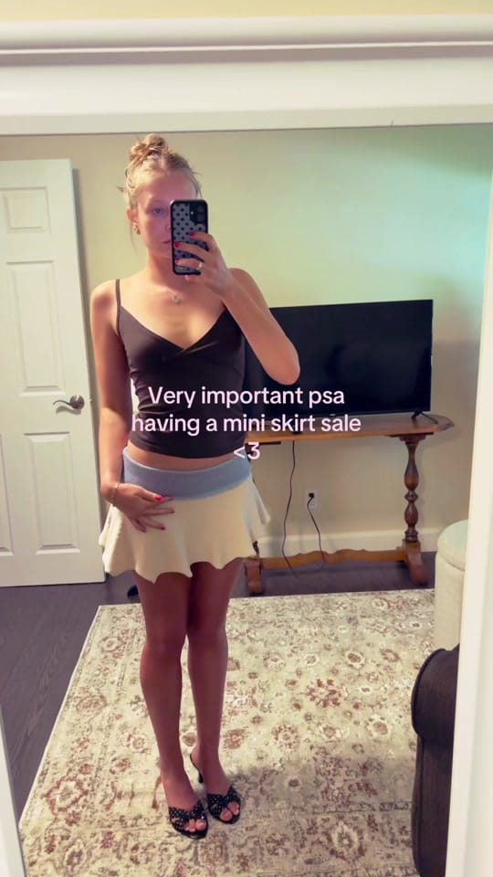 Post 2 by Kate on TikTok (video)