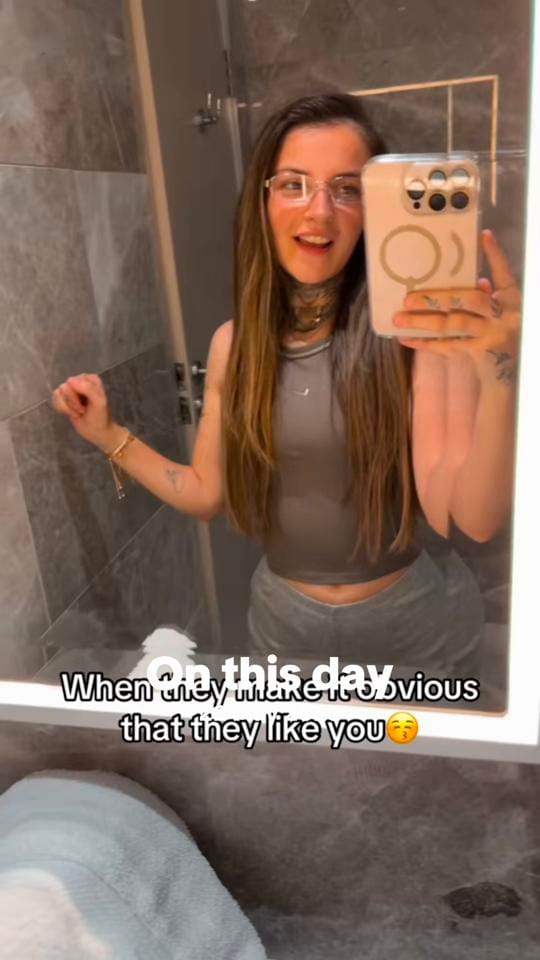 Post 2 by 𝐂𝐇𝐋𝐎𝐄✨ on TikTok (video)