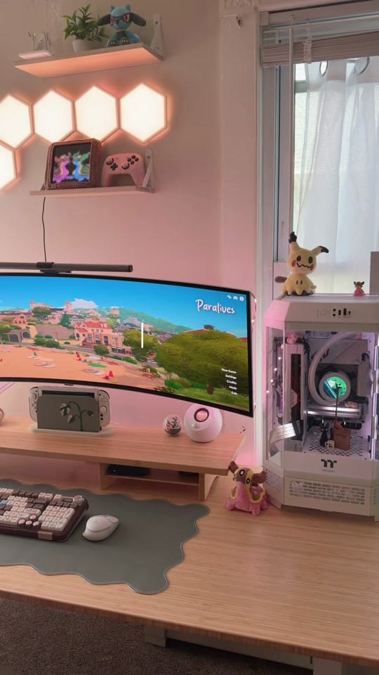 Post 1 by desk setup | cozy gaming 🌱 on TikTok (video)