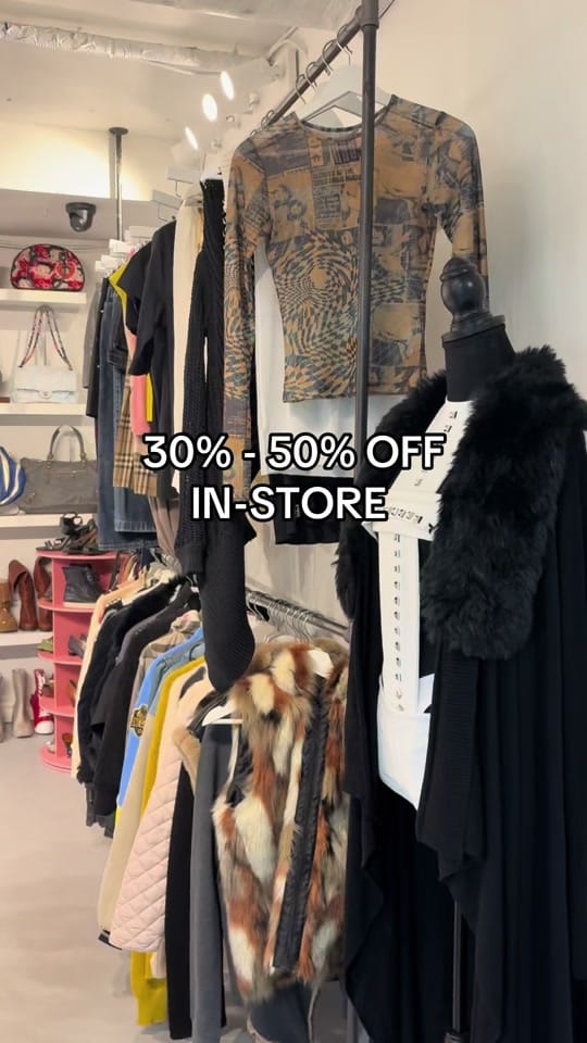Post 6 by YXVINTAGE on TikTok (video)