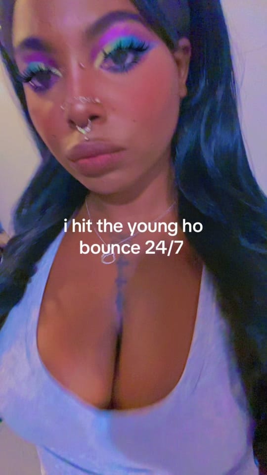 Post 3 by vveggiessss on TikTok (video)