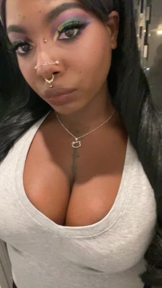Post 5 by vveggiessss on TikTok (video)