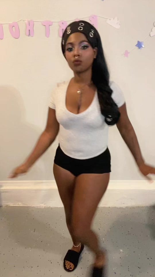Post 1 by vveggiessss on TikTok (video)
