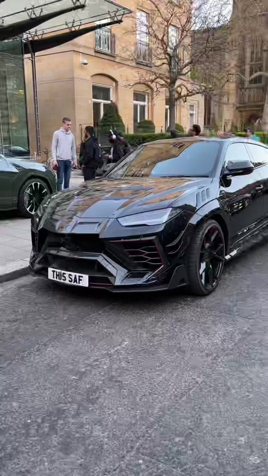 Post 3 by SuperLondonCars on TikTok (video)