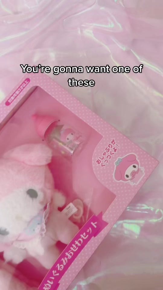 Post 10 by Suteki Gifts on TikTok (video)