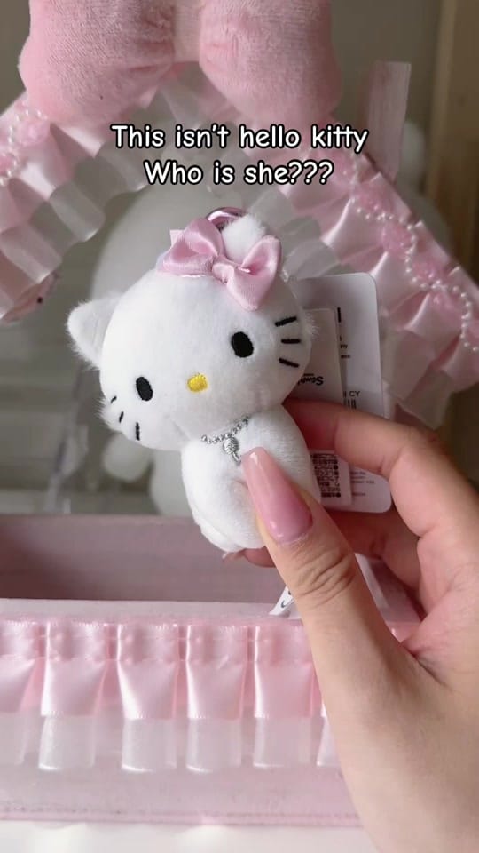 Post 4 by Suteki Gifts on TikTok (video)
