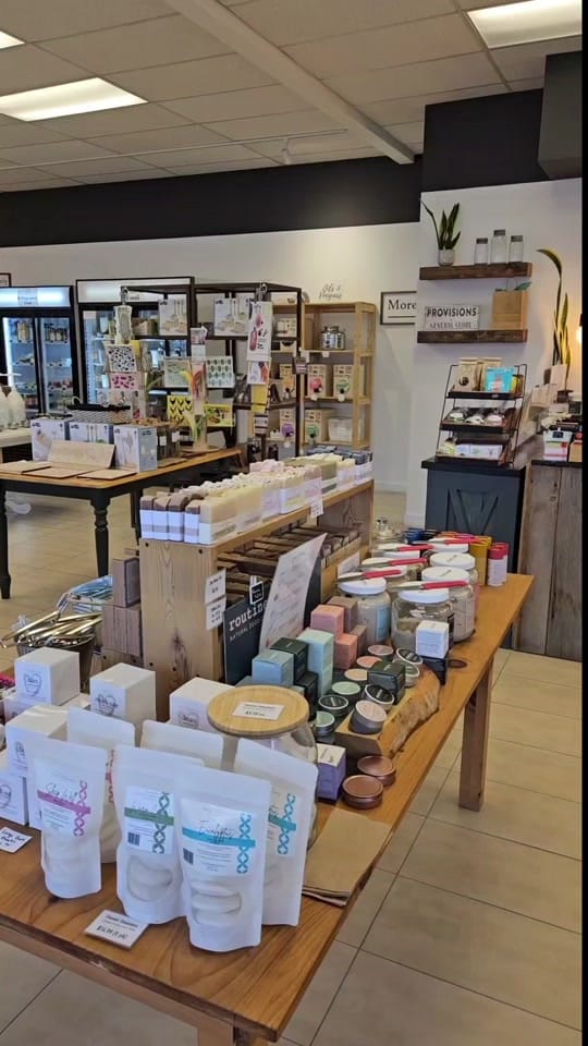 Post 2 by Earth Market on TikTok (video)