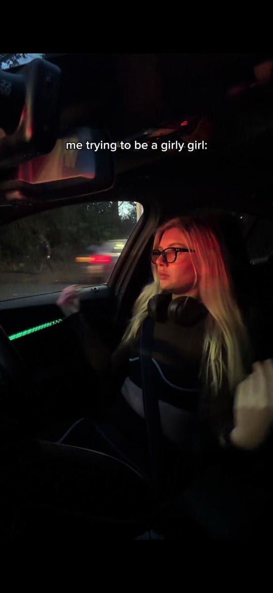 Post 3 by Saffron Carpenter on TikTok (video)