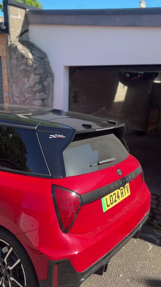 Post 1 by DP Valet service on TikTok (video)