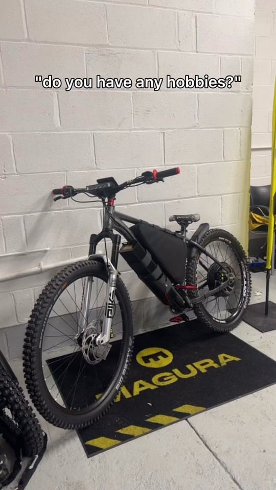 Post 1 by Liverpoolebikebuilds on TikTok (video)