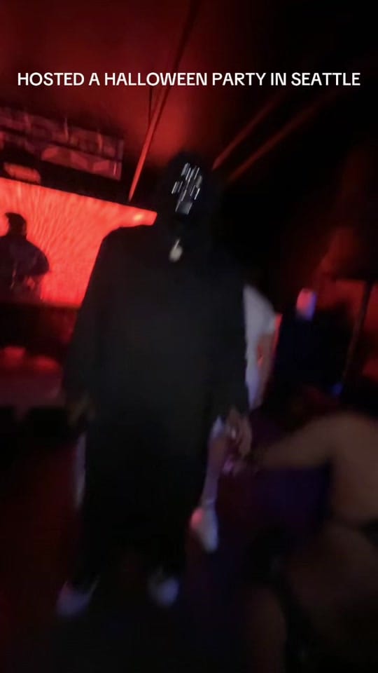 Post 4 by Tony Vlogs on TikTok (video)