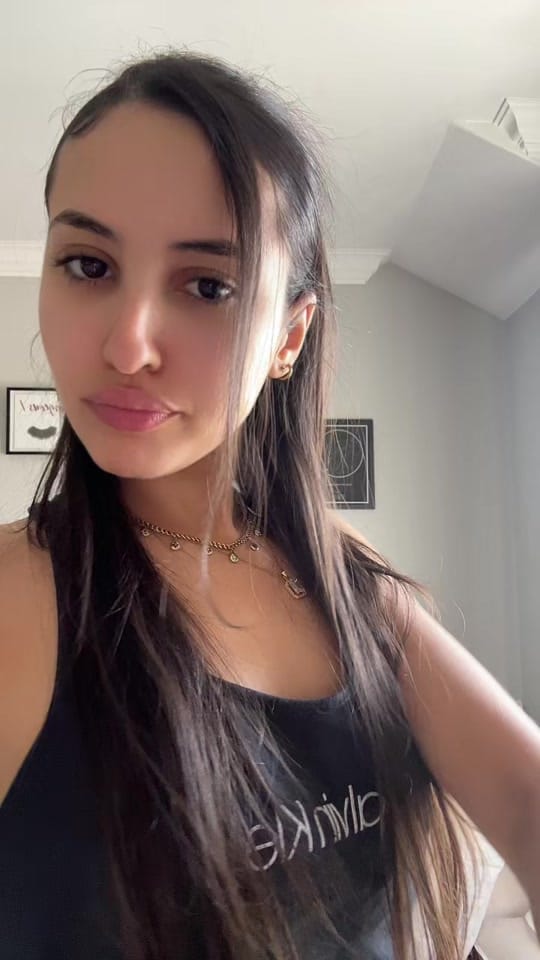 Post 1 by Y on TikTok (video)