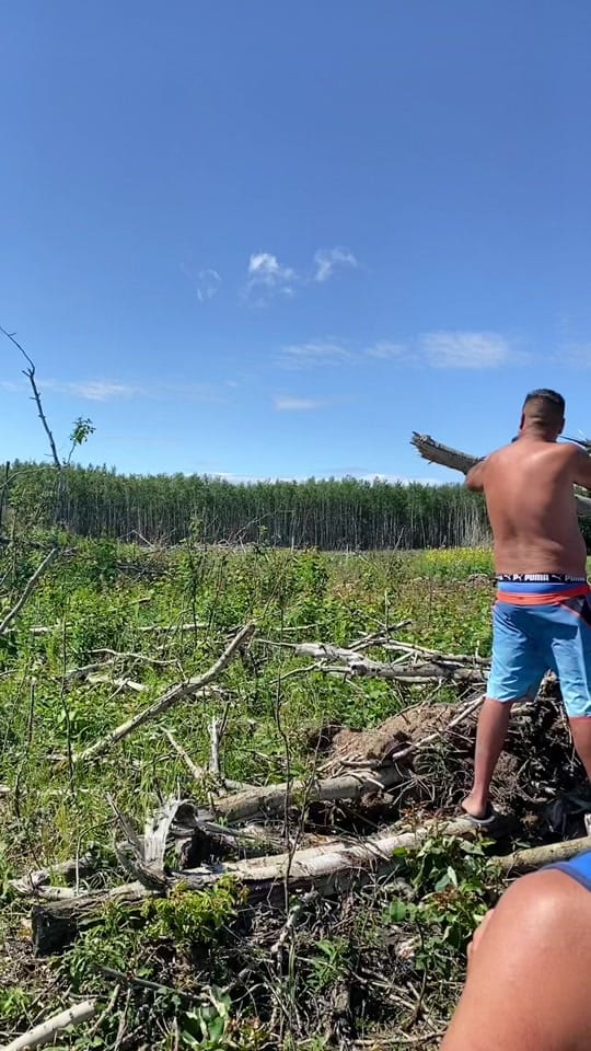 Post 1 by Rthem82 on TikTok (video)
